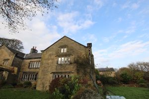 Front elevation - click for photo gallery